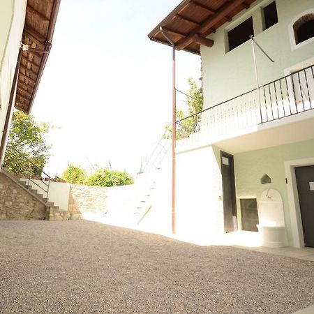 Corte Vezzola Trilocale Tommaso Puegnago Exterior photo